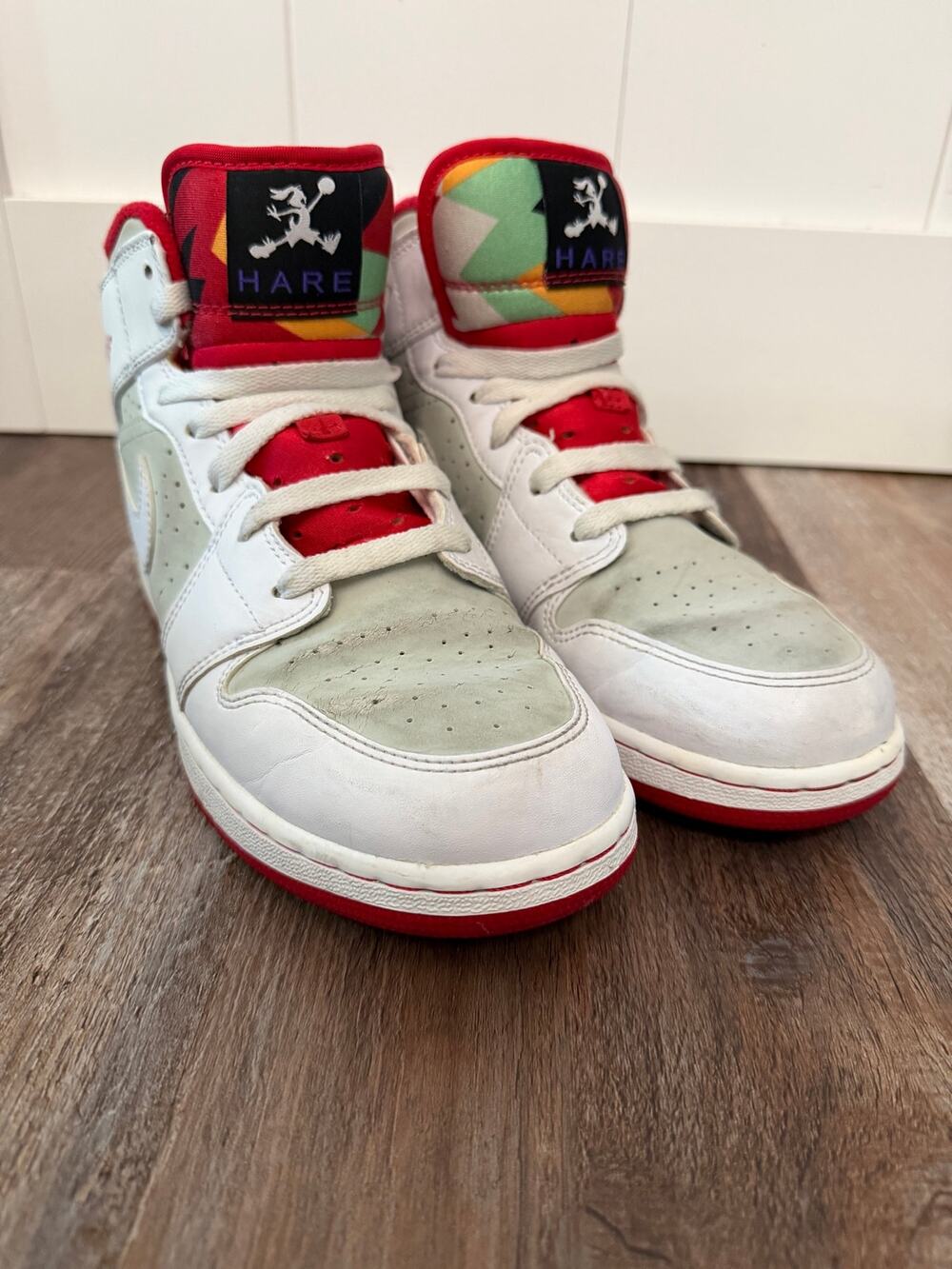 Jordan 1 Mids HARE Bugs Bunny SE 2015 Nike Basketball Sneakers in Size 6.5Y GUC